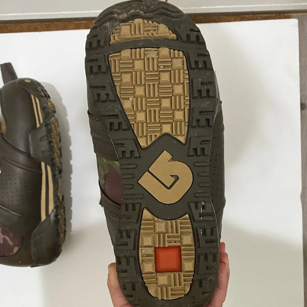 Burton Snowboard Boots, 10 - Picture 11 of 11